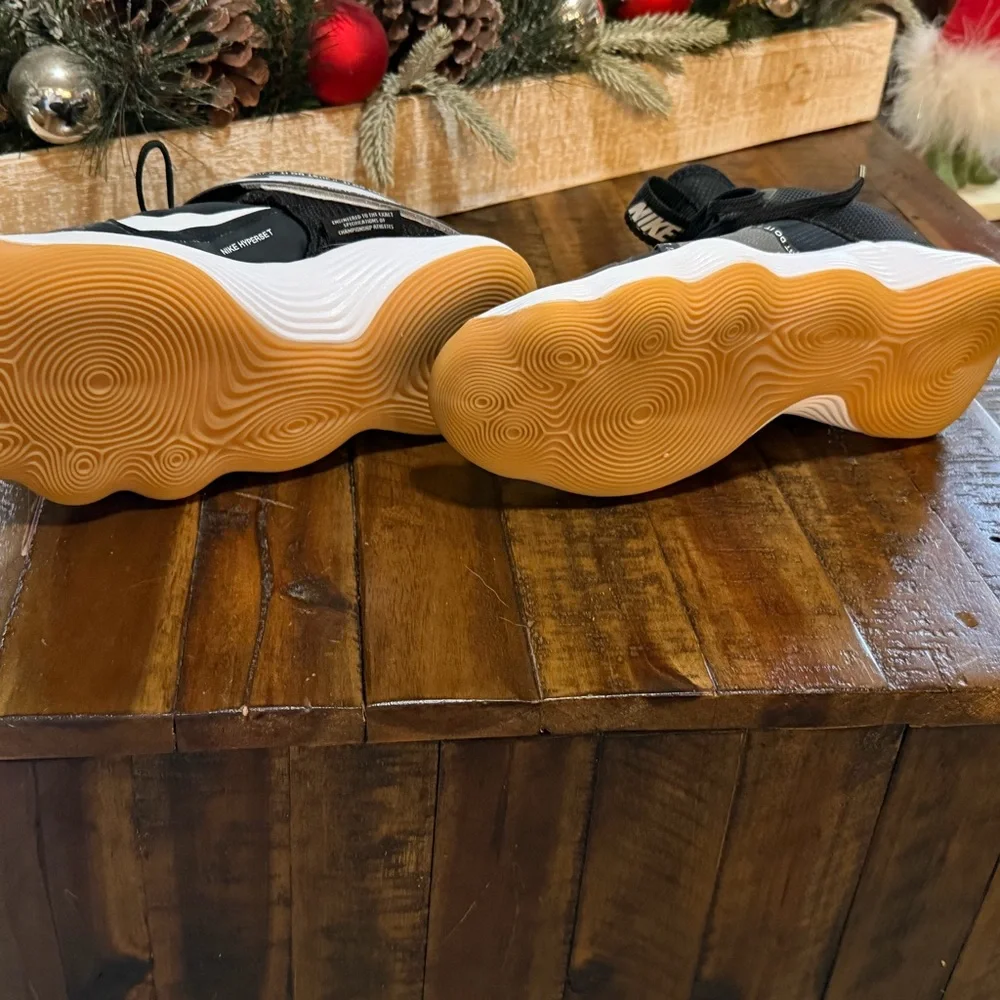 Nike Hyperset womens volleyball shoes size 11 - Picture 7 of 7